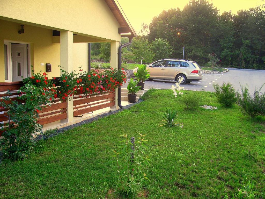 House Sekulic Hotel Grabovac  Exterior foto